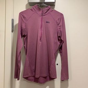 Women’s REI pink pullover. Size small.